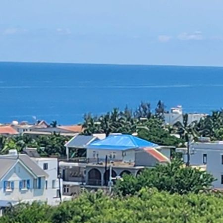 Seaview Luxury Appartment Flic en Flac Екстер'єр фото