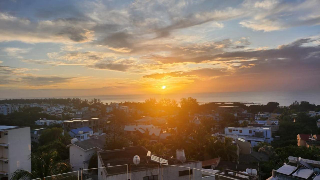 Seaview Luxury Appartment Flic en Flac Екстер'єр фото