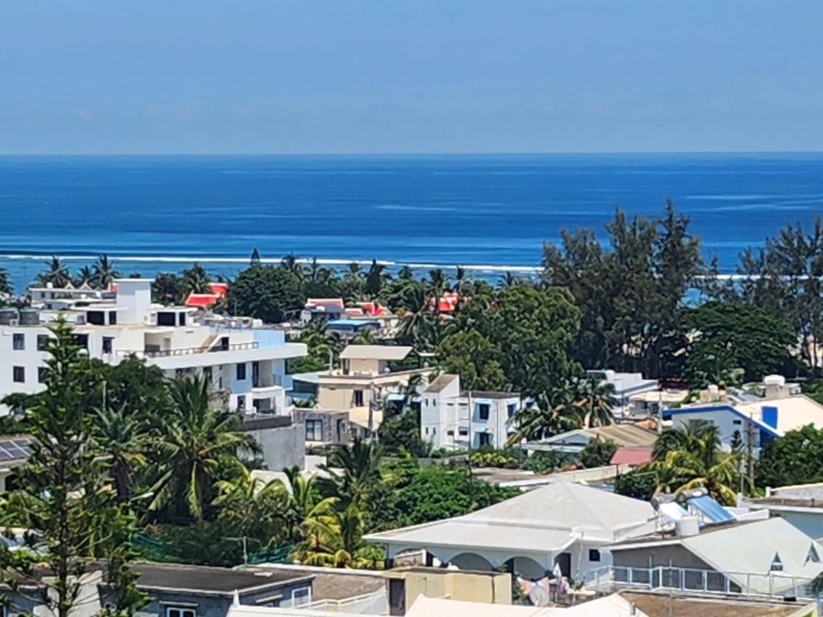 Seaview Luxury Appartment Flic en Flac Екстер'єр фото